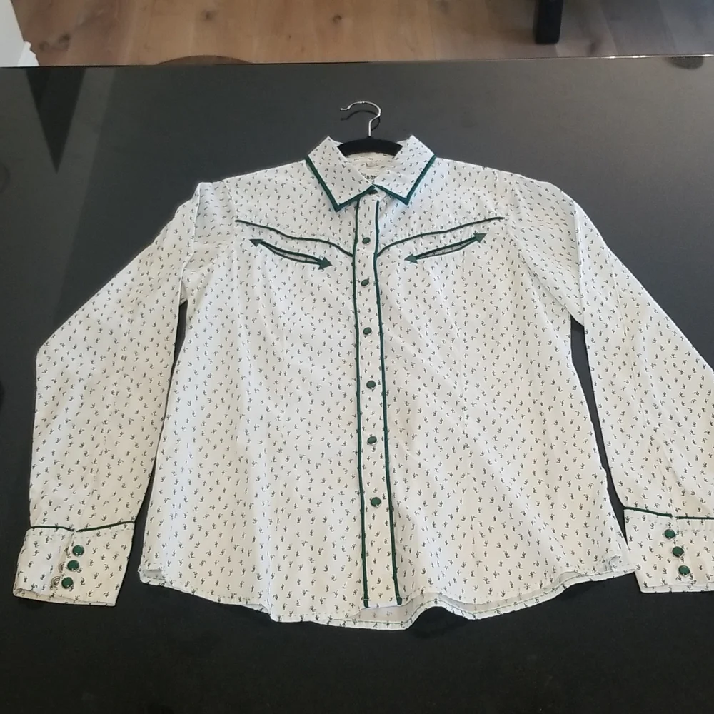 Sherry Cervi Western Shirt. Size Small - Picture 2 of 8